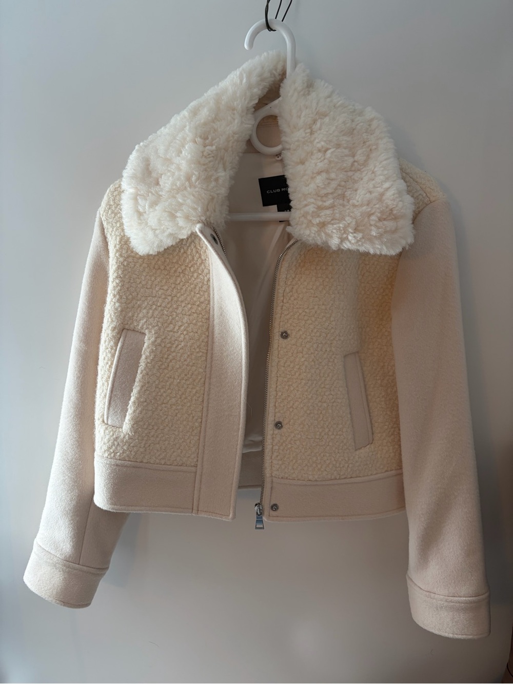 Club Monaco Cream Boucle & Wool Cropped Teddy Jacket Faux Fur Collar Size Small